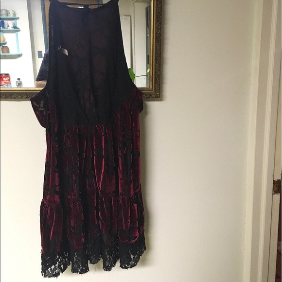 Free People Burnout Velvet Floral Tunic/Mini Dress in red and black, size L - Picture 5 of 6